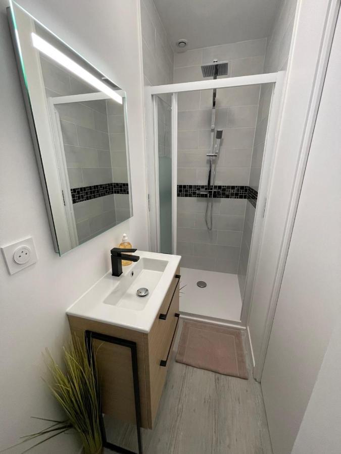 Le Boheme - Centre Ville, Netflix Et Wifi, Parking, Ideal Familles, Couples Et Voyages D'Affaire Niort Exterior photo
